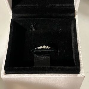 Sterling silver dainty ring